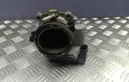 Заслонка дроссельная Audi A4 2012 06F133062J B8 CDN