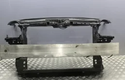 Панель передняя (телевизор) Audi A3 2007 8P0805588A 8P BZB