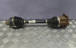 Привод передний Audi A4 2012 8K0407271AF B8 CDN