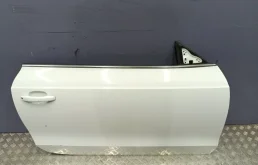 Дверь передняя правая Audi A5 2012 8T0831052C 8T CDN