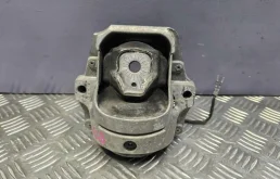 Подушка двигателя Audi Q5 2014 8R0199381 8R CNC