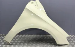 Крыло переднее правое Mercedes-Benz B-class 2013 A2468810201 W246 270.910