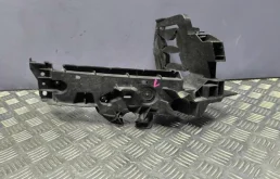 Кронштейн фары правой Audi Q5 2014 8R0805608B 8R CNC