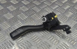 Переключатель подрулевой Audi A3 2008 8P0953513C 8P CCZ