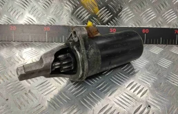 Стартер Volkswagen Passat Passat B5+ (3B) 2000-2005 рестайлинг 2003 2,5 TDi Дизель АКПП