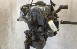Двигатель Mitsubishi Carisma Carisma (DA) 1995-2004 1998 1,6 i Бензин МКПП Седан.