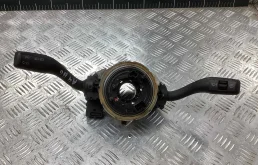 Переключатель подрулевой (стрекоза) Audi A4 A4 B6 (8EC, 8E5) 2000-2004 2002 1,9 TDi Дизель МКПП Седан.