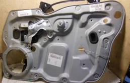 Стеклоподъемник передний правый Volkswagen Touran Touran I (1T) 2003-2006 2006 2,0  Бензин МКПП 5ст. Минивэн.