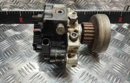 ТНВД Audi A6 A6 C6 (4F) 2004-2008 2005 3,0 TDi Дизель АКПП Седан.