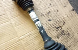 Полуось передняя левая (приводной вал, ШРУС) Volkswagen Touran Touran I (1T) 2003-2006 2005 2,0 TDi Дизель МКПП 6ст. Минивэн.