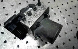 Блок ABS Audi A6 A6 C6 (4F) 2004-2008 2006 2,4 i Бензин АКПП Седан.