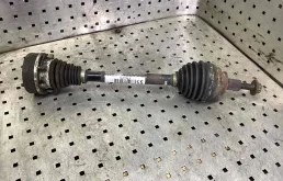 Полуось передняя левая (приводной вал, ШРУС) Volkswagen Golf Golf V (1K) 2004-2009 2006 1,9 TDi Дизель МКПП 5ст. Хэтчбек.
