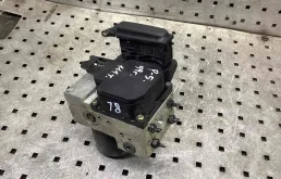 Блок ABS Volkswagen Passat Passat B5 (3B) 1996-2000 1999 1,8 i Бензин МКПП 5ст. Универсал.