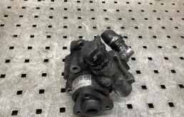 Насос гидроусилителя руля Audi A4 A4 B6 (8EC, 8E5) 2000-2004 2004 2,5 TDi Дизель МКПП Седан.