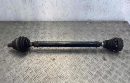 Полуось передняя правая (приводной вал, ШРУС) Volkswagen Jetta Jetta V (1K) 2005-2011 2005 1,9 TDi Дизель МКПП 5ст. Седан.