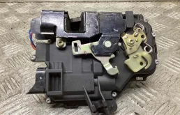 Замок двери передней левой Audi A4 A4 B6 (8EC, 8E5) 2000-2004 2001 1,9 TDi Дизель МКПП 6ст. Универсал.