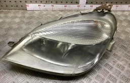 Фара левая Mercedes Vaneo 2002-2005  2002 1,7 CDi Дизель МКПП Минивэн.