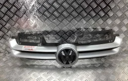 Решетка радиатора Volkswagen Golf Golf V (1K) 2004-2009 2005 1,4 i Бензин МКПП Хэтчбек.