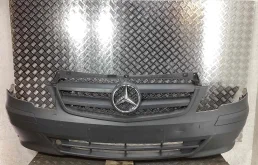 Бампер передний Mercedes Vito II (W639) 2010-2014 рестайлинг  2012 2,2 CDi Дизель МКПП 6ст. Микроавтобус.