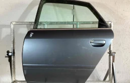 Дверь задняя левая Audi A6 A6 C5 (4B) 2001-2004 рестайлинг 2002 2,4 i Бензин АКПП Седан.