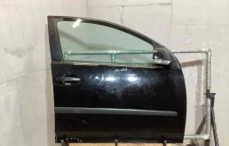 Дверь передняя правая Volkswagen Golf Golf V (1K) 2004-2009 2005 1,4 i Бензин МКПП 5ст. Хэтчбек 5дв.