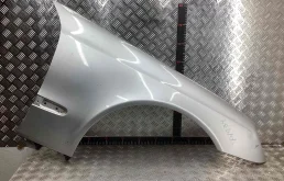 Крыло переднее правое Mercedes E (W211) 2002-2006  2003 2,2 CDi Дизель АКПП Седан.