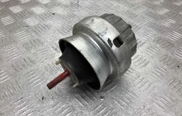 Подушка крепления двигателя Audi A6 A6 C6 (4F) 2004-2008 2006 2,4 i Бензин Вариатор Седан.