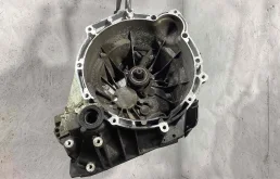 КПП механическая (МКПП) 5-ступенчатая 3M5R7002NF 1,6 i Бензин Ford C-Max C-Max I (C214) 2007-2010 рестайлинг 2007 Минивэн.