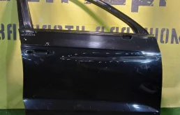 Дверь передняя правая Volkswagen  Touareg CR 2018