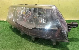 Фара правая Skoda  Octavia A7 2013