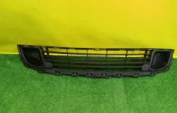 Решетка в бампер нижняя Citroen C5 2008