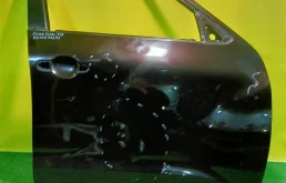 Дверь передняя правая Nissan Juke (F15) 2011