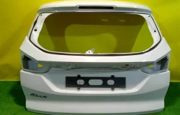 Дверь багажника Ford Focus III 2011