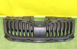 Решетка радиатора Skoda  Octavia A7 2016