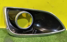Рамка противотуманой фары левой Hyundai ix35 (LM)