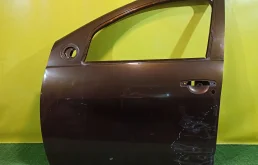 Дверь передняя левая Renault Duster 2010