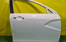 Дверь передняя правая Lada Vesta 2015-