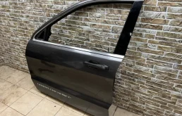 Дверь передняя левая для Jeep Grand Cherokee 2016 года на фотографиях