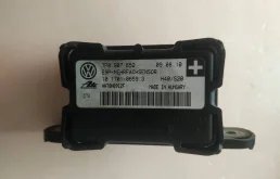 датчик ускорения Volkswagen Touareg 2 7P6 2011