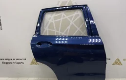 Накладка на дверь задняя правая для BMW X3 2019 года на фотографиях