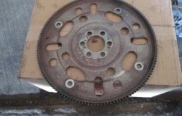 Маховик для Nissan X-Trail на фотографиях