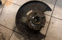 Кулак поворотный левый для Opel Insignia на фотографиях