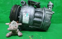 Компрессор кондиционера Volvo S60 S80 V60 V70 XC60 XC70 2007-2013 31315453 D5244T10
