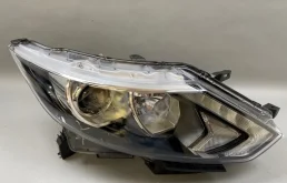 Фара Nissan Qashqai 2013-2019 260104EH1A J11, правая