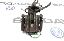 Суппорт тормозной Skoda Octavia 2011 1K0615424J A5 (1Z) 1.6 BSE, задний правый
