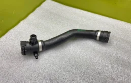 Патрубок BMW X3 2016 17127646155 F25 N20B20 2.0I