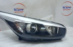Фара ксеноновая Kia Ceed 2015 92102A2220 ХЭТЧБЭК 1.6 G4FJ, передняя правая