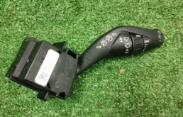 Подрулевой переключатель дворников Ford Focus 3 2016 F1ET17A553BA 1.6 PNDD