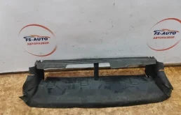 Дефлектор радиатора Ford Focus 2 2010 BM518312AC ХЕТЧБЭК 2.0 AODA