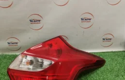 Фонарь Ford Focus 3 2012 BM5113404A ХЕТЧБЭК 1.6 PNDA, задний правый